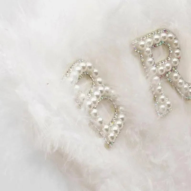 Elegant Bride Pearl Feather Fan Dazzling Hand held Bridal Accessory Wedding Decoration Single Women Party Supplies